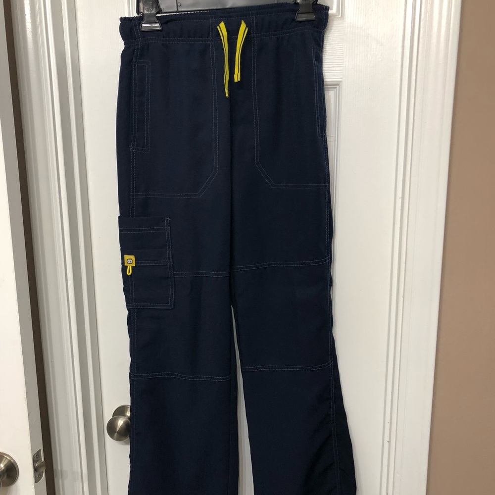 Wonderwink four-stretch scrub pants- navy blue